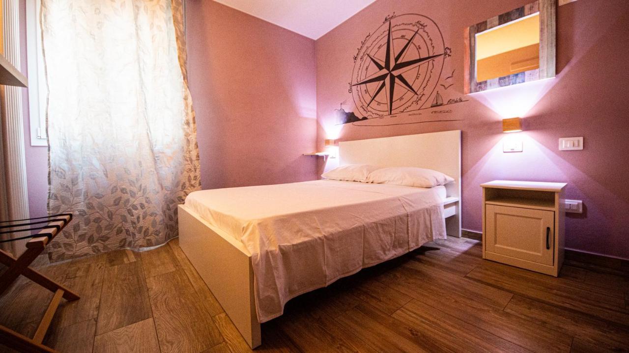 Sweet Harbour Porto - Affittacamere Pesaro Bagian luar foto